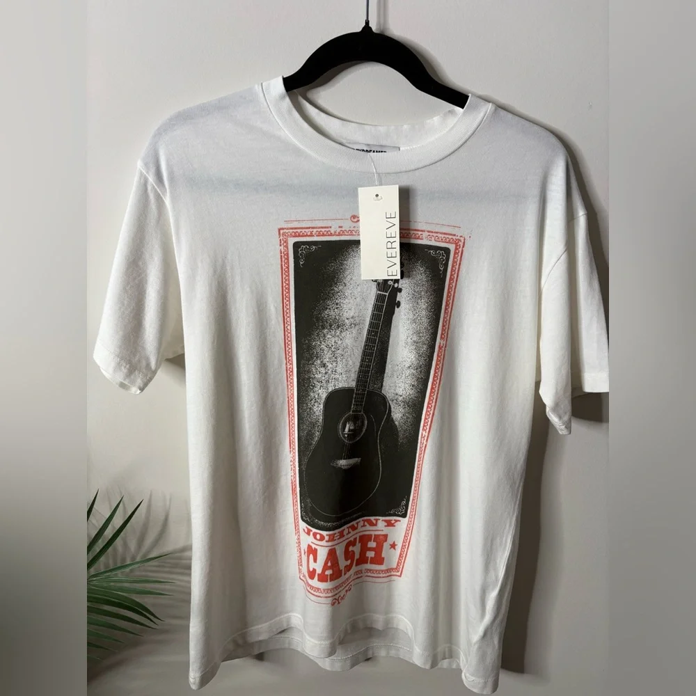 Daydreamer Johnny Cash Tee with Guitar Print - Picture 3 of 5